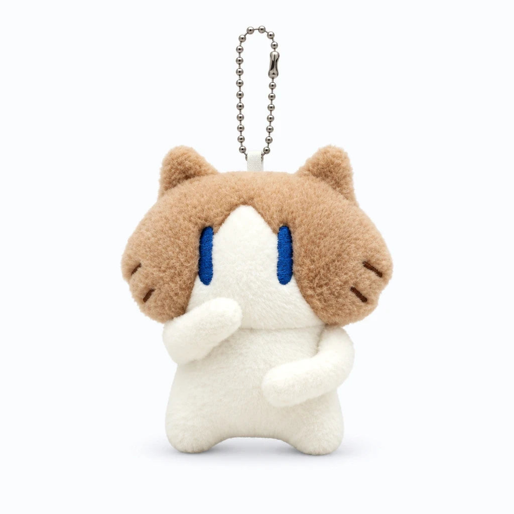 Accessoire peluche chat miniature suspendu à un sac, design adorable et poétique